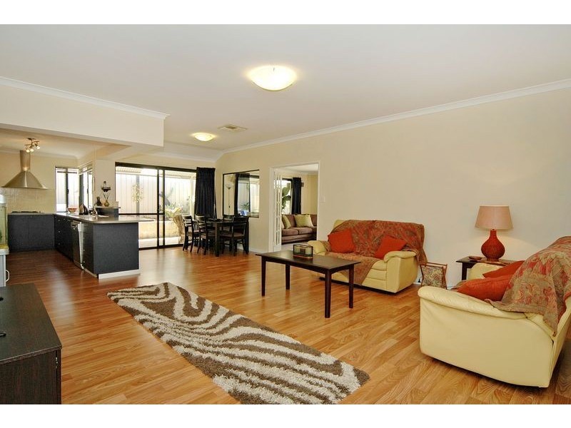 44 Kirkimbie Street, Carramar WA 6031