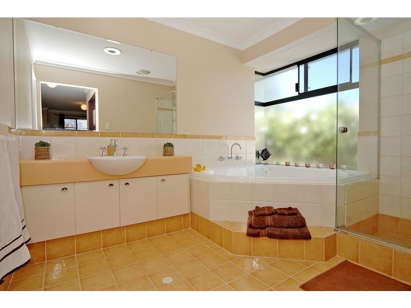 44 Kirkimbie Street, Carramar WA 6031