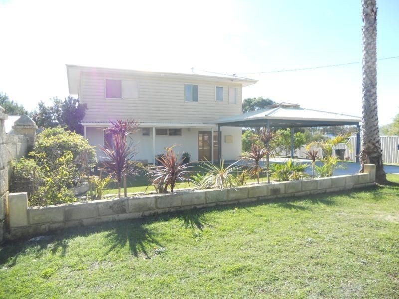 12 Schooner Place, Yanchep WA 6035