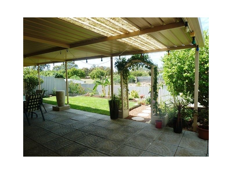 2/21 Berkshire Drive, Beldon WA 6027