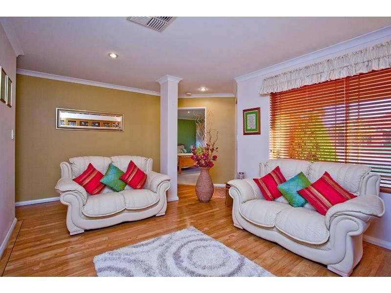 40 Craignish Loop, Kinross WA 6028