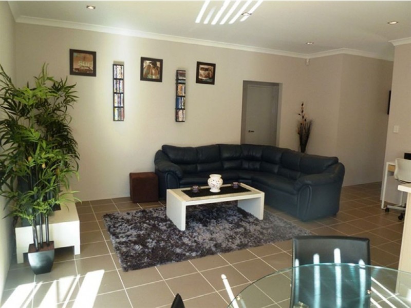13/23 Verteramo Way, Hocking WA 6065