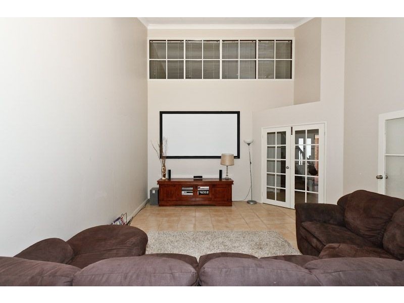 6 Imperial Court, Ocean Reef WA 6027