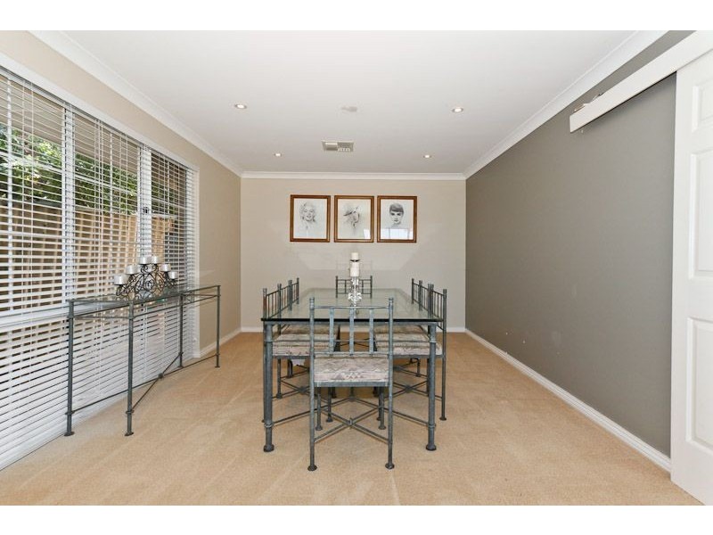 6 Imperial Court, Ocean Reef WA 6027