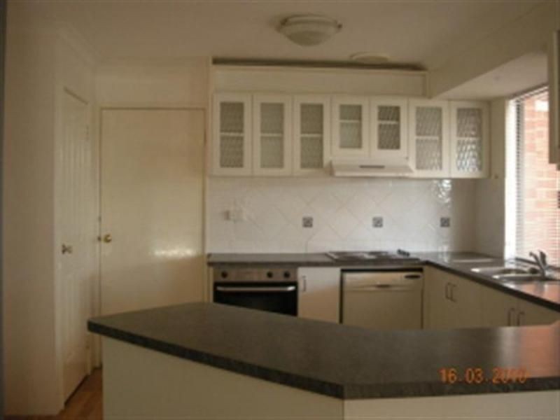 18 Adelong Circuit, Merriwa WA 6030