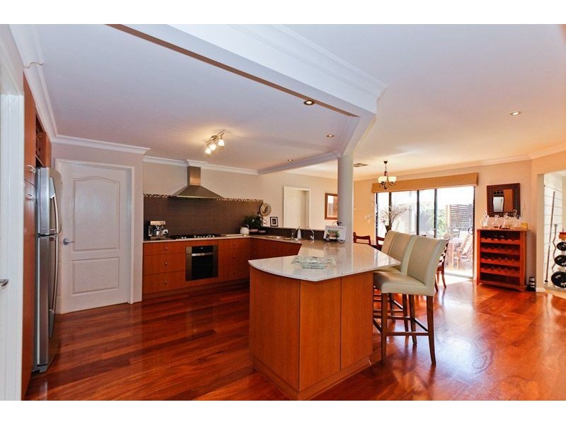 54 Discovery Circuit, Iluka WA 6028