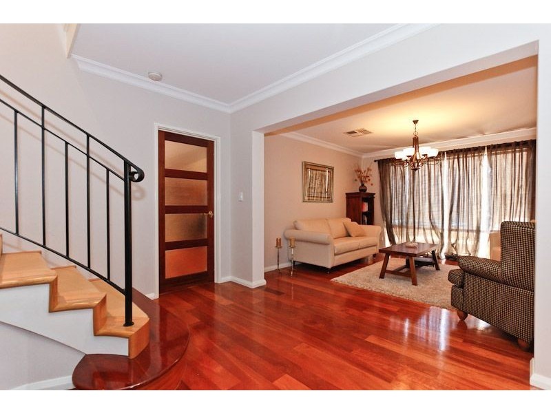 54 Discovery Circuit, Iluka WA 6028