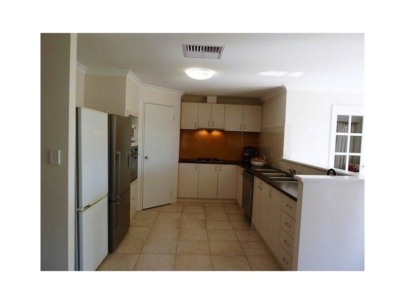 6 Verona Street, Hocking WA 6065