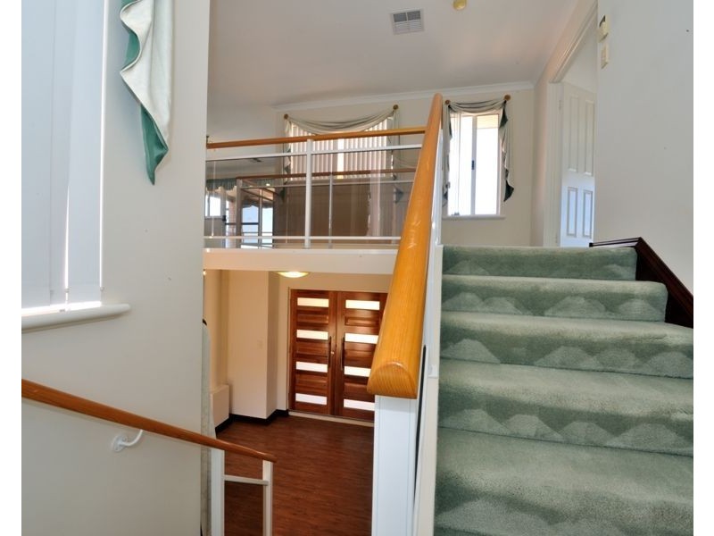 4 Astra Court, Ocean Reef WA 6027