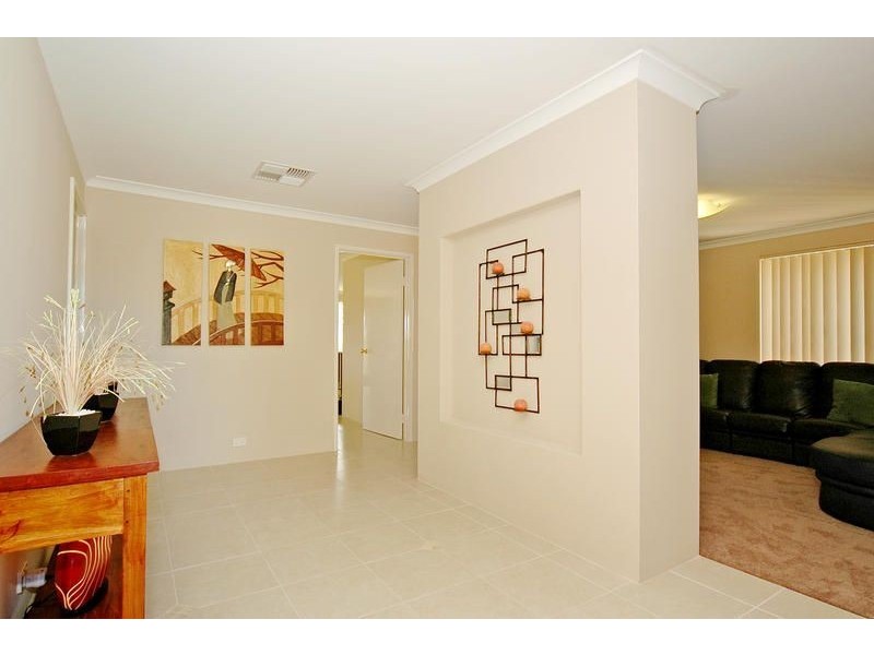 5 Wallis Avenue, Clarkson WA 6030
