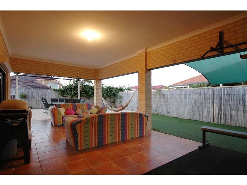 47 Meadowbrook Promenade, Currambine WA 6028