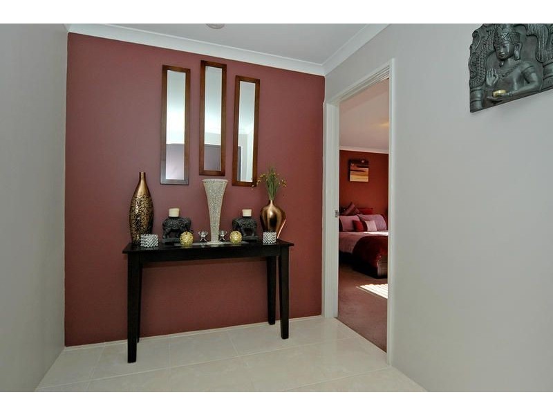 4 Enfield Turn, Carramar WA 6031