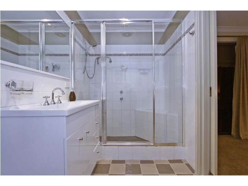 115 Sussex Bend, Lower Chittering WA 6084