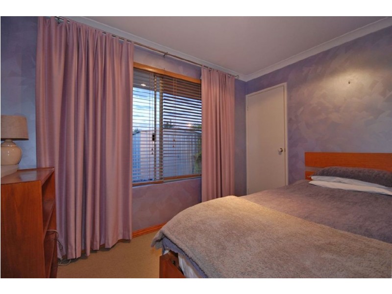 46 Goldfinch Loop, Woodvale WA 6026