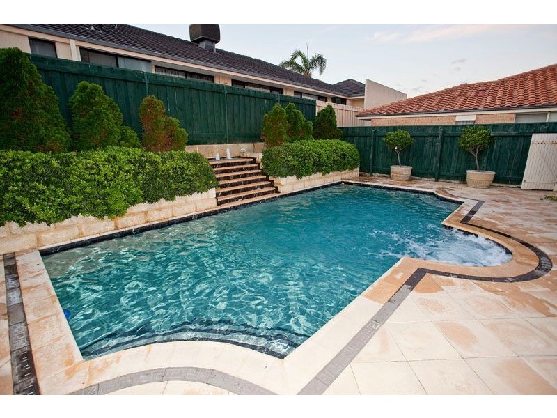 39 Meadowbrook Promenade, Currambine WA 6028