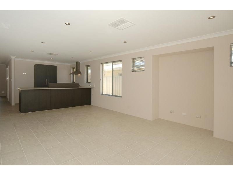 75 Rathkeale Boulevard, Ridgewood WA 6030