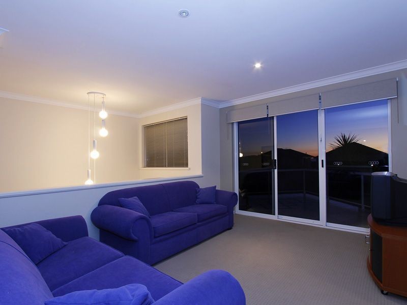 3 Dinghy Place, Ocean Reef WA 6027