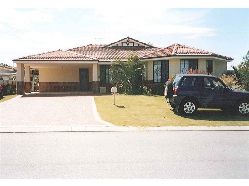 34 Monaltrie Loop, Carramar WA 6031
