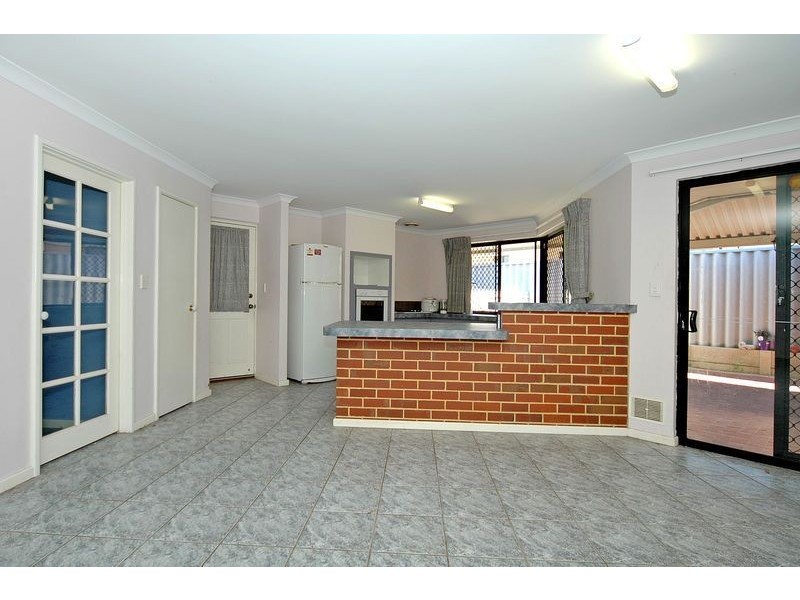 34 Monaltrie Loop, Carramar WA 6031