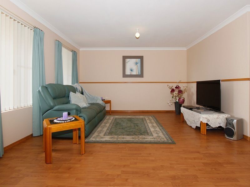 86 Hereford Way, Lower Chittering WA 6084