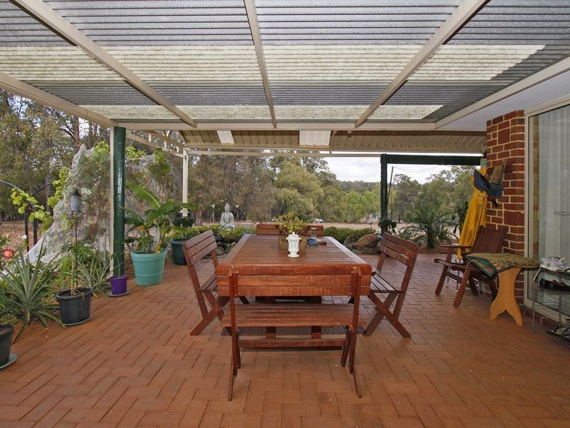 86 Hereford Way, Lower Chittering WA 6084