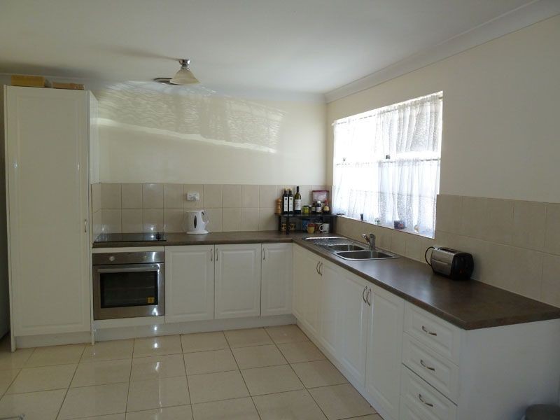 1/140 Chittering Road, Bullsbrook WA 6084