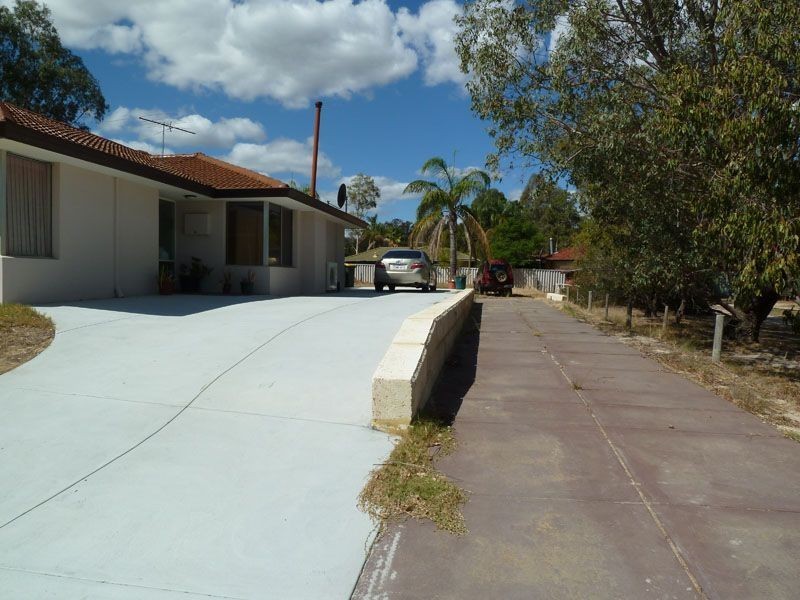 2/140 Chittering Road, Bullsbrook WA 6084