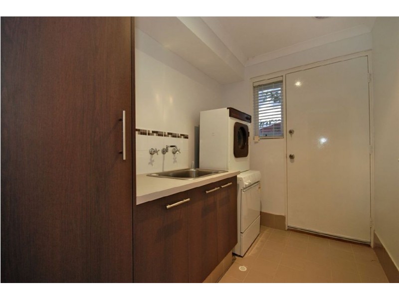 31 Grandoak Drive, Clarkson WA 6030