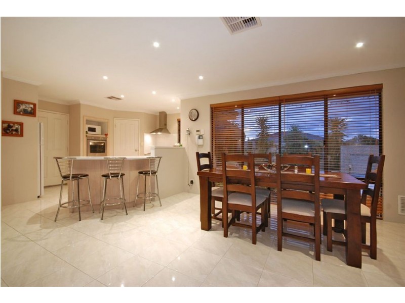 32 Woodlea Crescent, Joondalup WA 6027