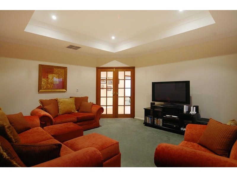 53 Millendon Street, Carramar WA 6031