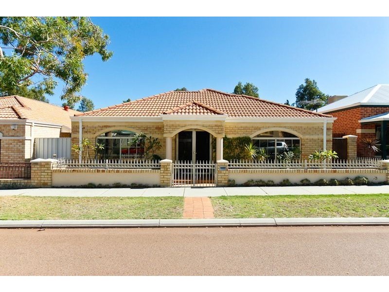 11 Charing Cross Road, Joondalup WA 6027