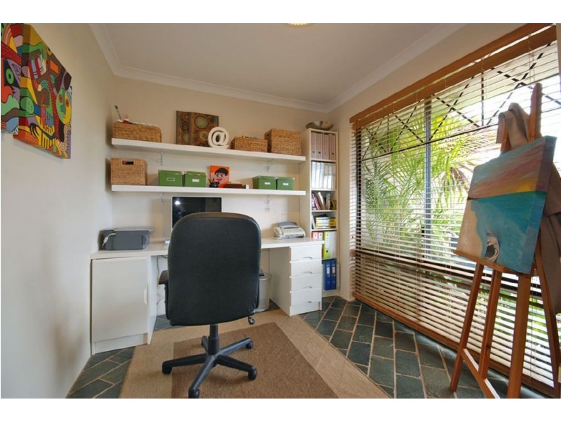 15 Clermont Gardens, Currambine WA 6028