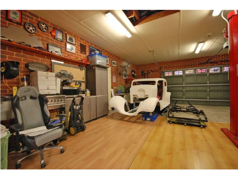 45 Merrang Circuit, Carramar WA 6031