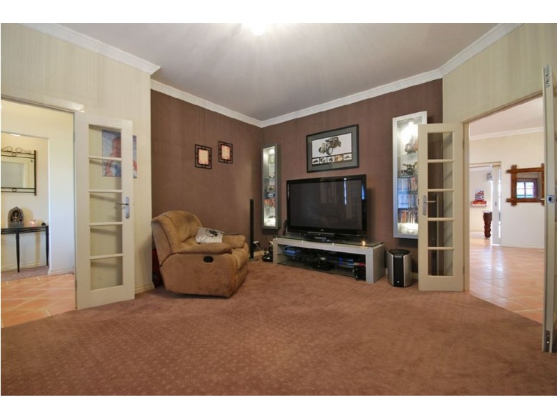 45 Merrang Circuit, Carramar WA 6031