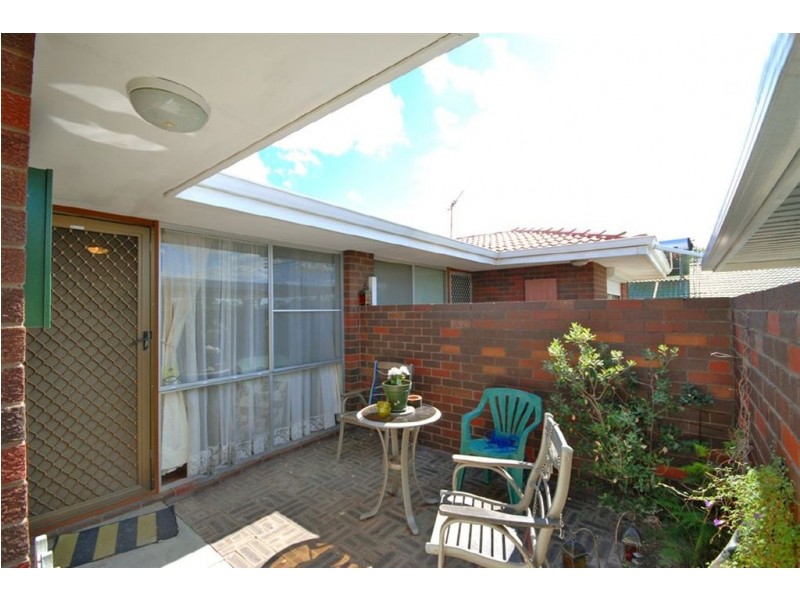 135A Chadstone Road, Craigie WA 6025