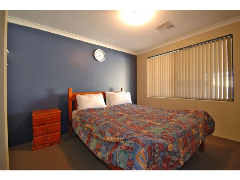 22 Apsley Bend, Tapping WA 6065