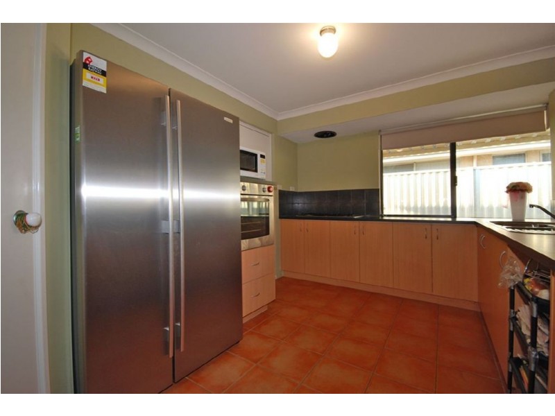 22 Apsley Bend, Tapping WA 6065