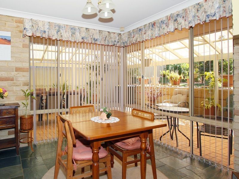 10 Seapeak Road, Ocean Reef WA 6027