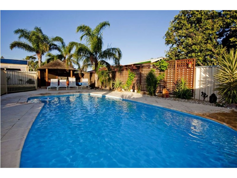 6 Glendevon Turn, Kinross WA 6028