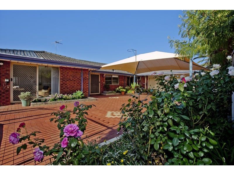 15 Aberdeen Way, Kinross WA 6028