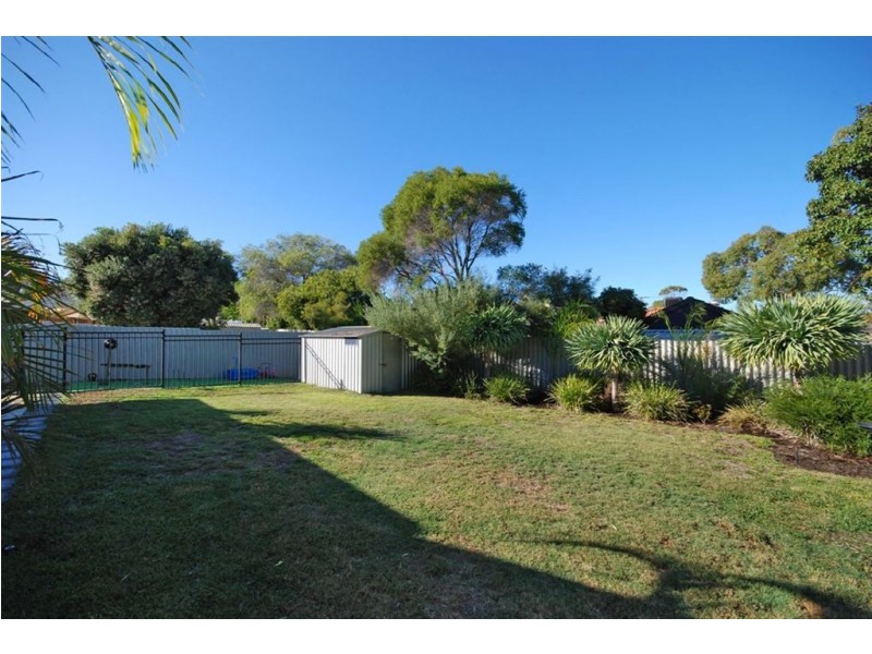 93 Treetop Avenue, Edgewater WA 6027