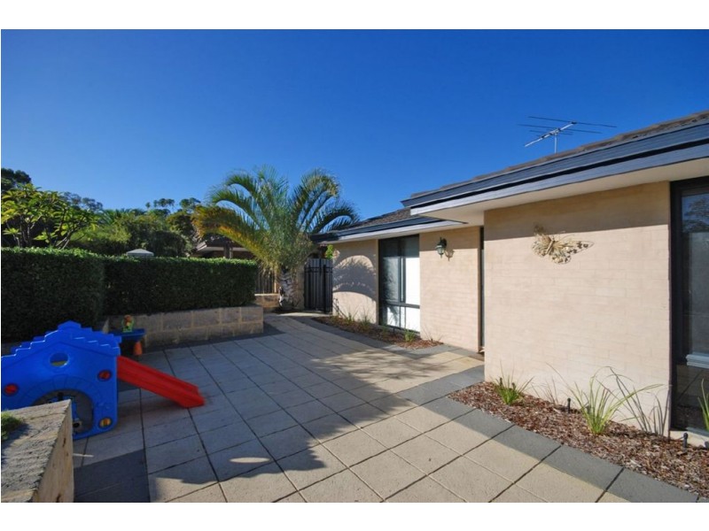 93 Treetop Avenue, Edgewater WA 6027