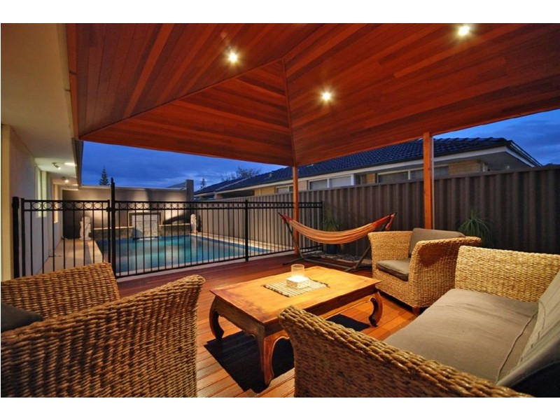 7 Taroona Lane, Currambine WA 6028