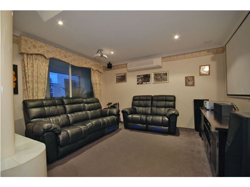 7 Taroona Lane, Currambine WA 6028