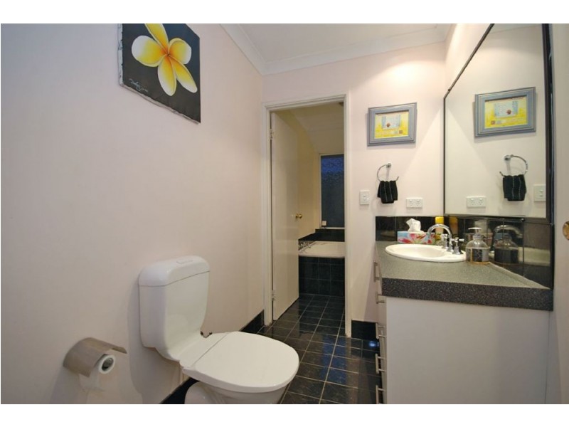 7 Taroona Lane, Currambine WA 6028