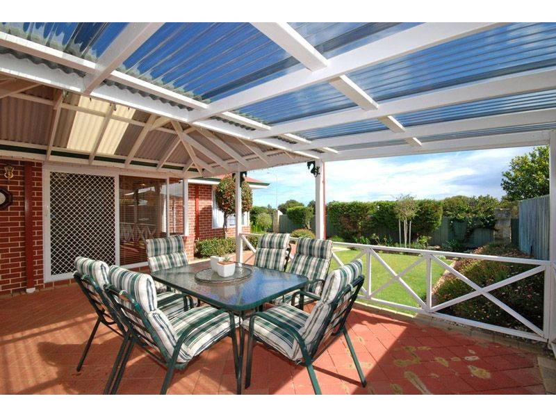 23 St Pierre Circuit, Currambine WA 6028