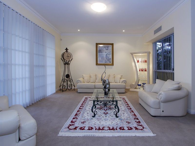 30 Mainsail Drive, Ocean Reef WA 6027