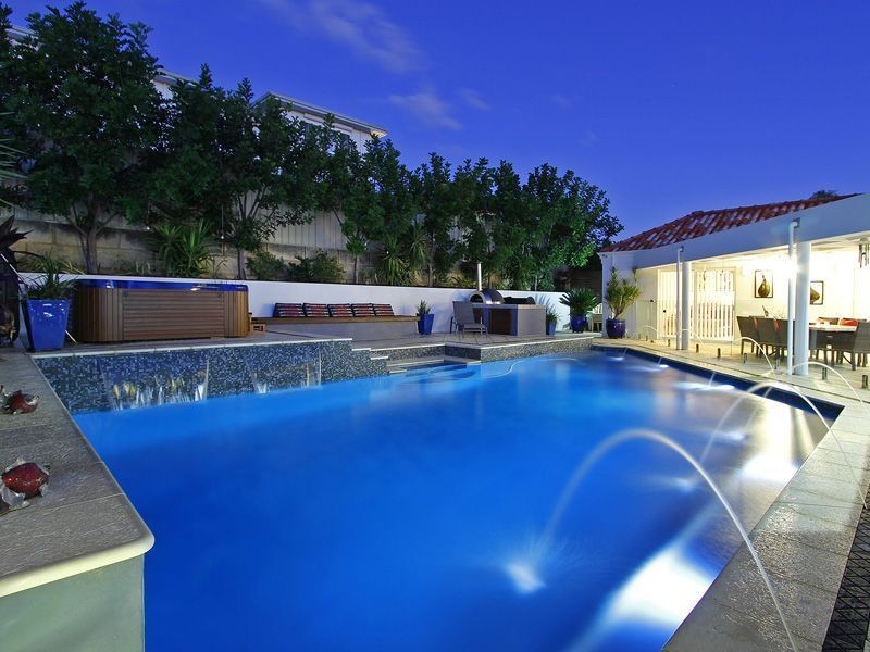 30 Mainsail Drive, Ocean Reef WA 6027