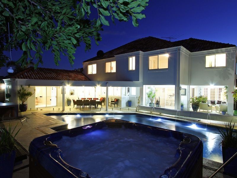 30 Mainsail Drive, Ocean Reef WA 6027