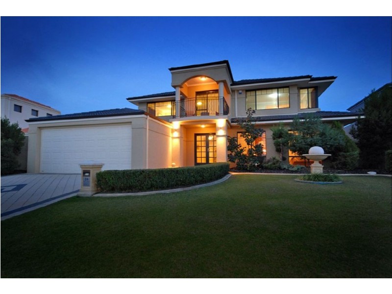 28 St James Approach, Iluka WA 6028